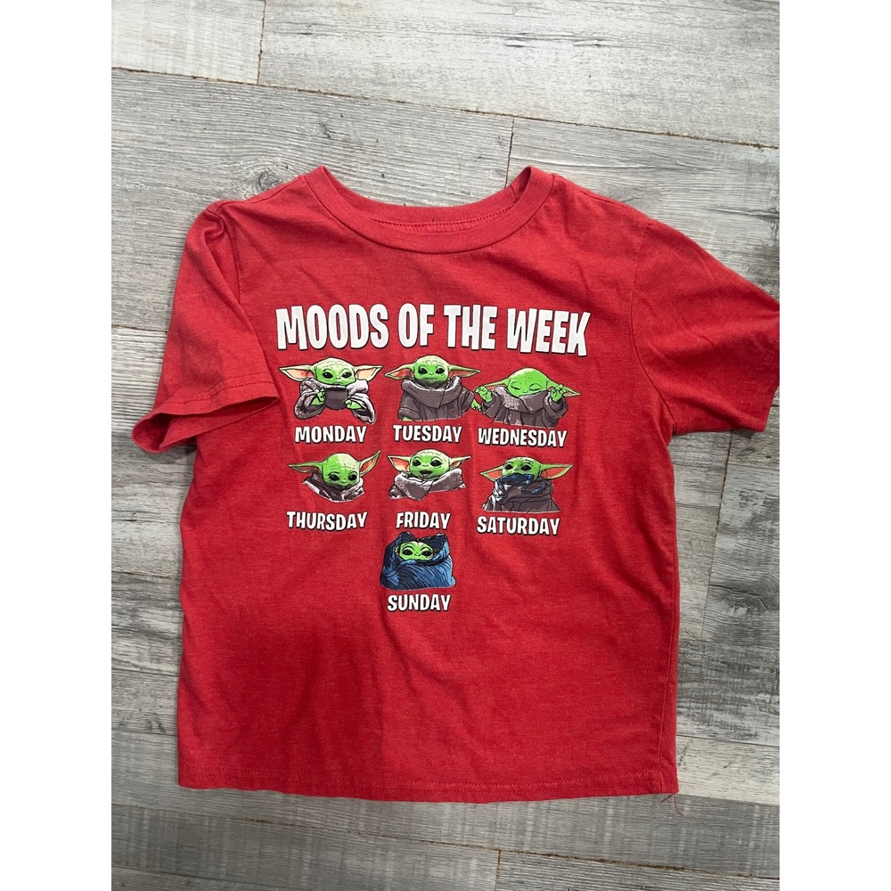 Star Wars Mad Engine Boys Red Grogu Moods of the Week Graphic T-Shirt Size 6/7